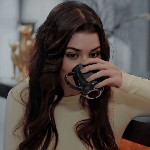 Eda Yildiz / Hande Erçel 🧚🏻‍♀️🦋 19