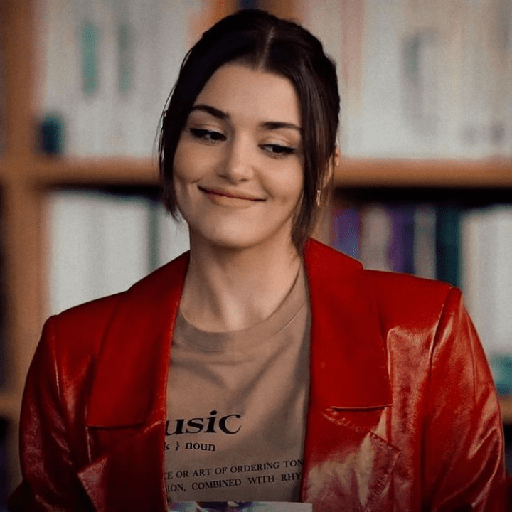 Eda Yildiz / Hande Erçel 🧚🏻‍♀️🦋 1