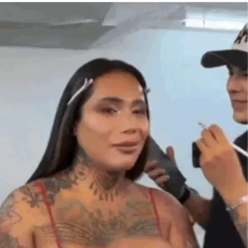 Tik Tok  24