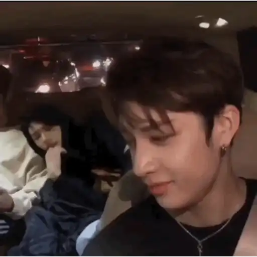 Stray Kids  5