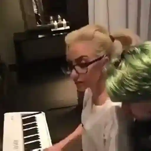 Lady Gaga 19
