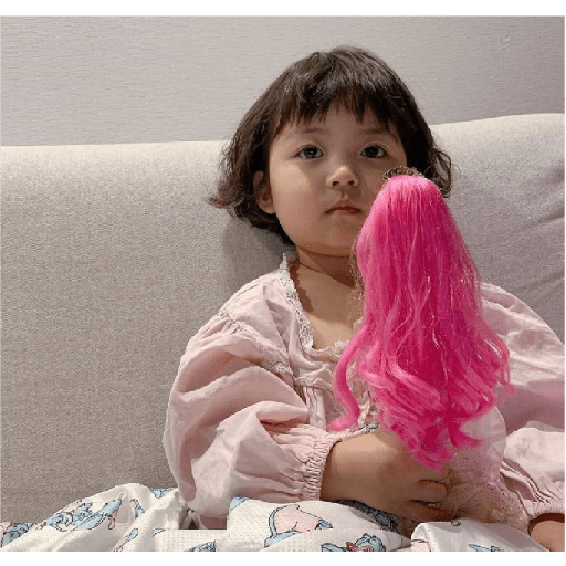 Niña 9