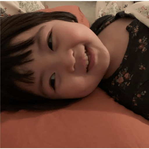 Niña 7