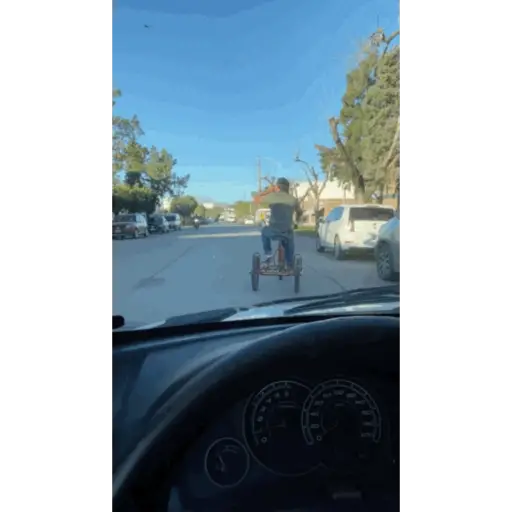 ملصق 8