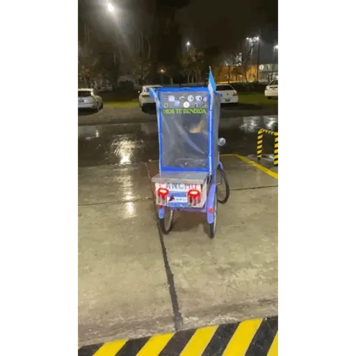 ملصق 12