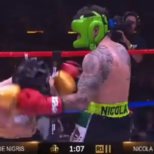 สติกเกอร์