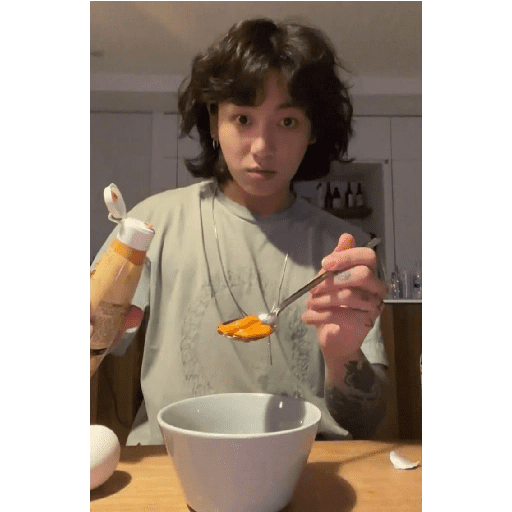 BTS  8