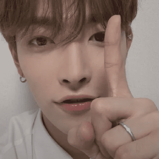 ׄ ͏ hongjoong  𖹭 7