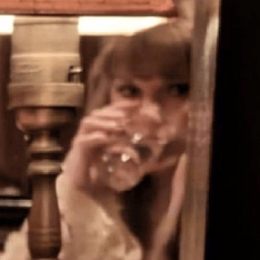 Taylor Swift 10 25